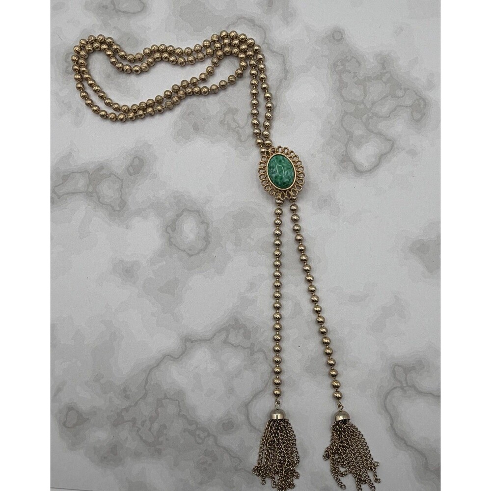 Vintage 1973 Avon Bolo Lariat Necklace Peking Glass Cabochon Ming Green Juliana